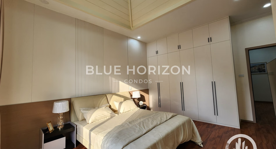 For sale 4 bedrooms house in Bang Lamung, Chonburi