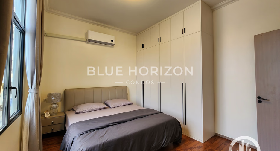 For sale 4 bedrooms house in Bang Lamung, Chonburi
