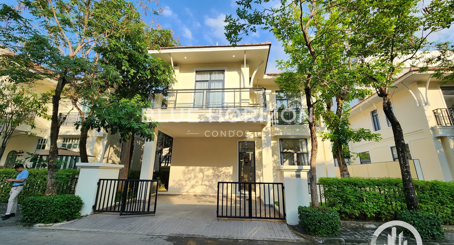 For sale 4 bedrooms house in Bang Lamung, Chonburi
