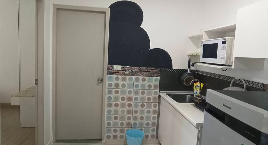 For sale 1 bed condo in Bang Lamung, Chonburi