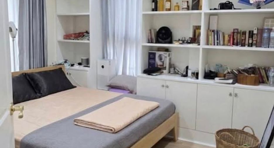 For rent 5 bedrooms house in Bang Kapi, Bangkok