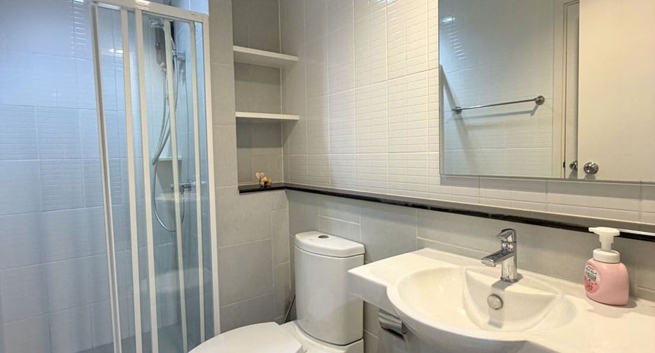 For rent 2 bedrooms condo in Mueang Chiang Mai, Chiang Mai
