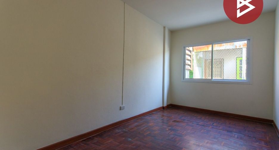 À vendre 3 chambres maison de ville à Mueang Samut Prakan, Samut Prakan