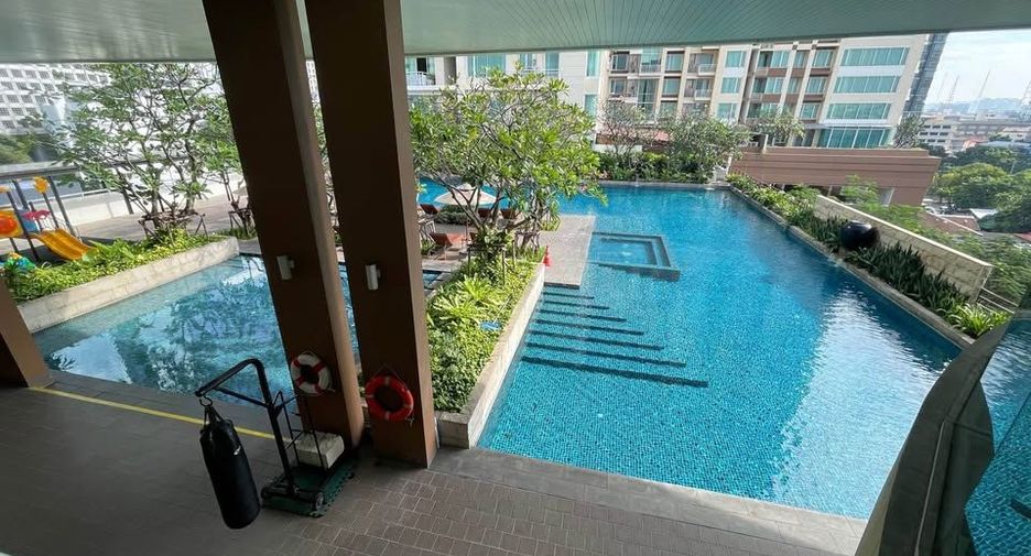Wohnung zur Miete und zum Kauf mit 3 Zimmer in Sathon, Bangkok