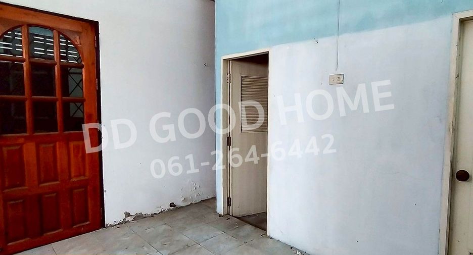Продажа 3 спальни таунхаус в Mueang Nakhon Ratchasima, Накхон Ратчасима