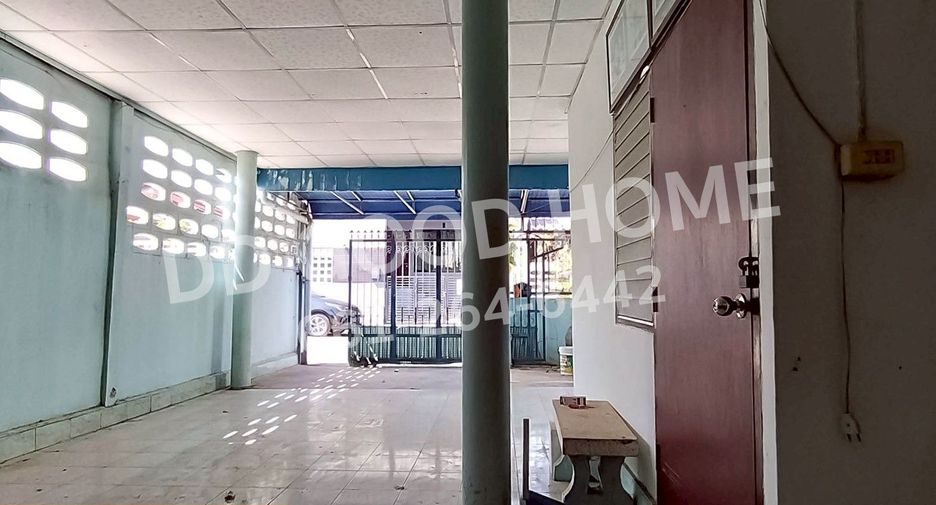 Продажа 3 спальни таунхаус в Mueang Nakhon Ratchasima, Накхон Ратчасима