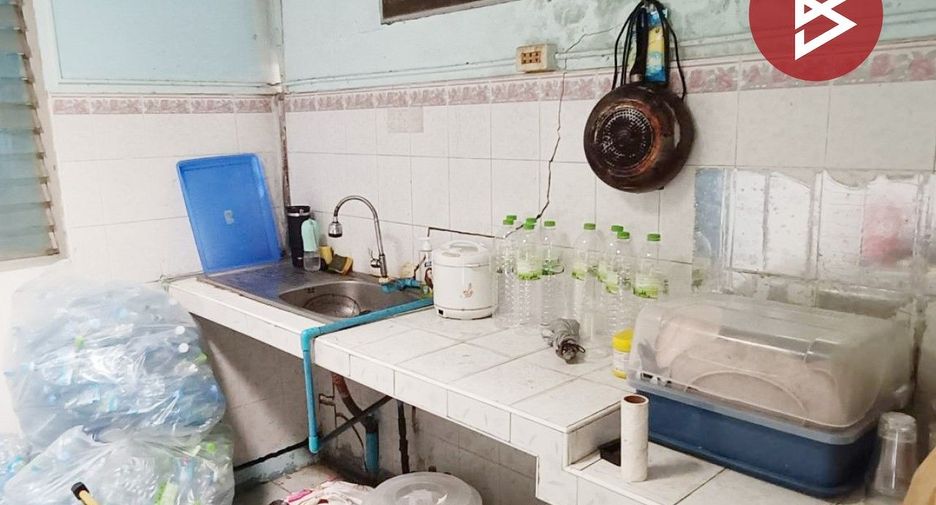 For sale 2 bedrooms townhouse in Bang Pakong, Chachoengsao