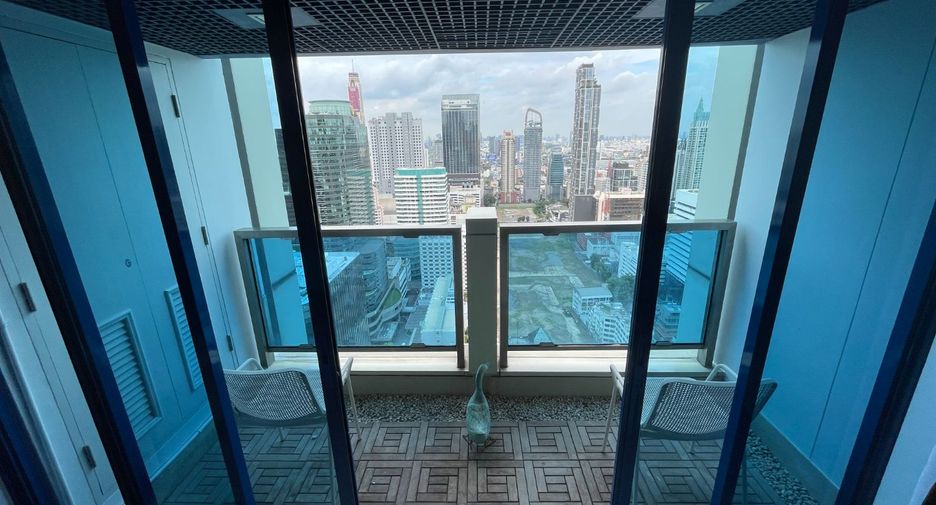 For rent 2 ベッドルーム condo in Pathum Wan, Bangkok