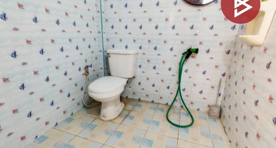 For sale 3 bedrooms house in Bang Mun Nak, Phichit