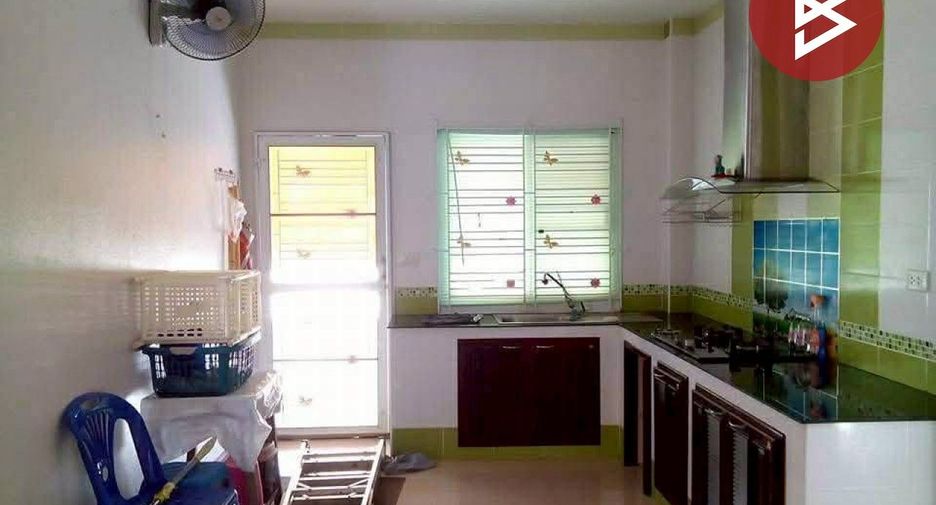À vendre 3 chambres maison à Pluak Daeng, Rayong