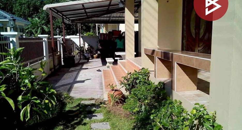 À vendre 3 chambres maison à Pluak Daeng, Rayong