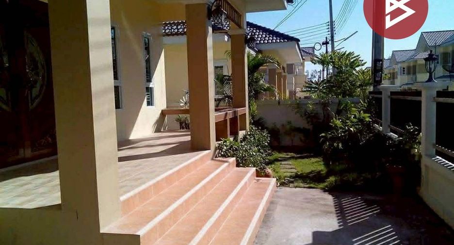 À vendre 3 chambres maison à Pluak Daeng, Rayong