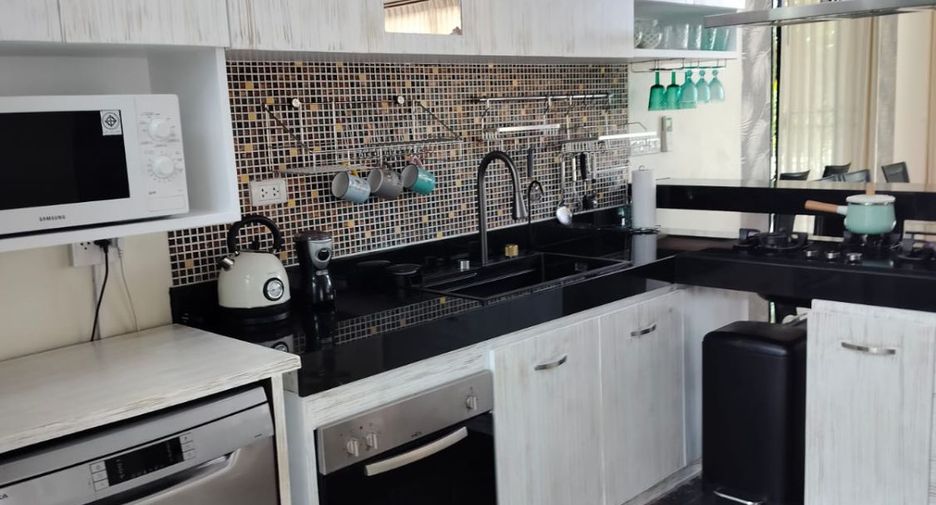 For sale 3 bedrooms villa in Thalang, Phuket