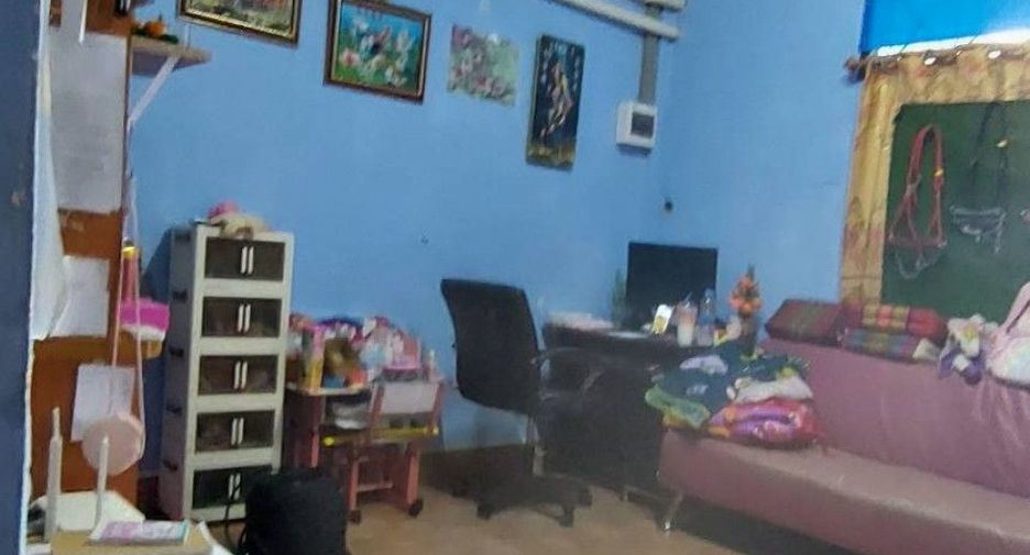 For sale 1 bed townhouse in Mueang Samut Prakan, Samut Prakan