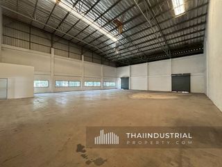 À louer entrepôt à Si Racha, Chonburi