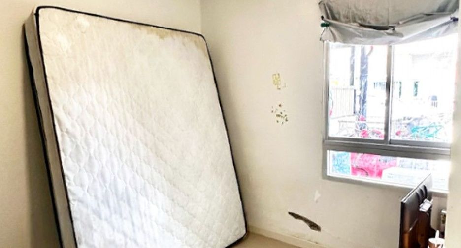 For sale 2 bedrooms townhouse in Thanyaburi, Pathum Thani