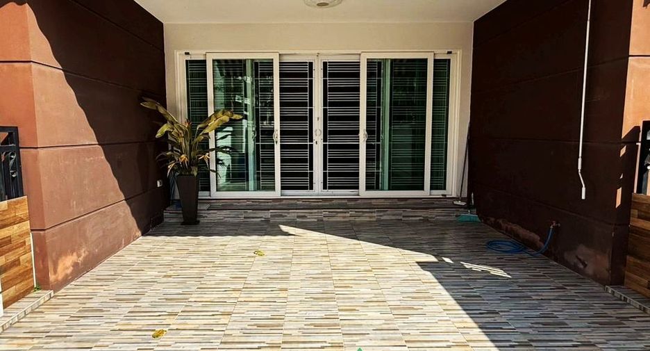For sale 3 ベッドルーム townhouse in Phra Pradaeng, Samut Prakan