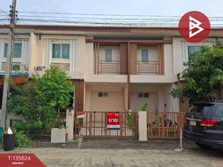For sale 4 bedrooms townhouse in Mueang Samut Sakhon, Samut Sakhon