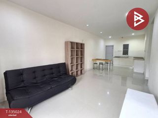For sale 4 bedrooms townhouse in Mueang Samut Sakhon, Samut Sakhon