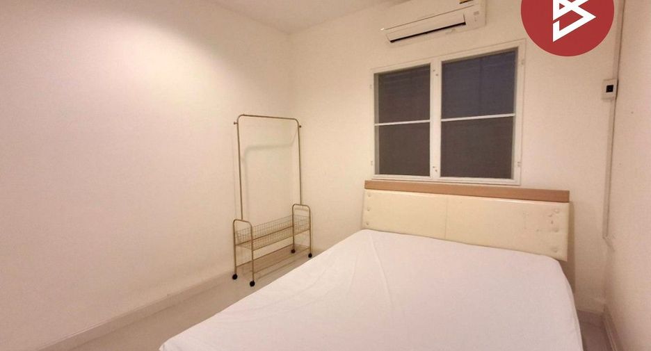 Casa adosada en venta de 4 habitaciones en Mueang Samut Sakhon, Samut Sakhon