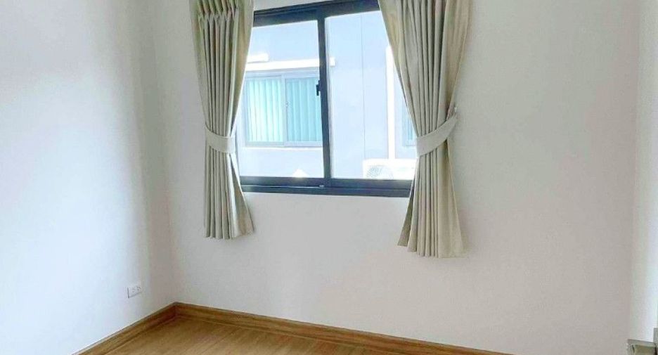 Reihenhaus zum Kauf mit 3 Zimmer in Krathum Baen, Samut Sakhon
