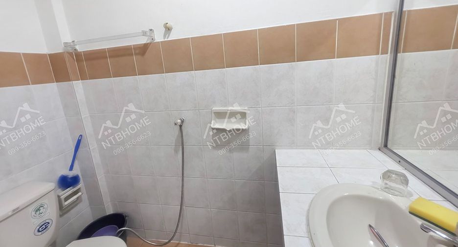 Casa adosada en venta de estudio en Bang Yai, Nonthaburi