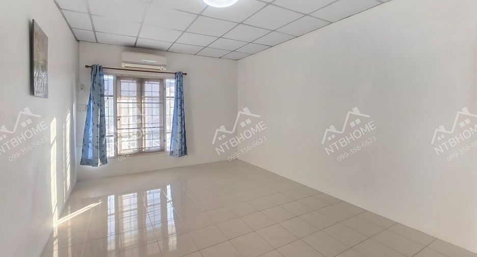 Casa adosada en venta de estudio en Bang Yai, Nonthaburi