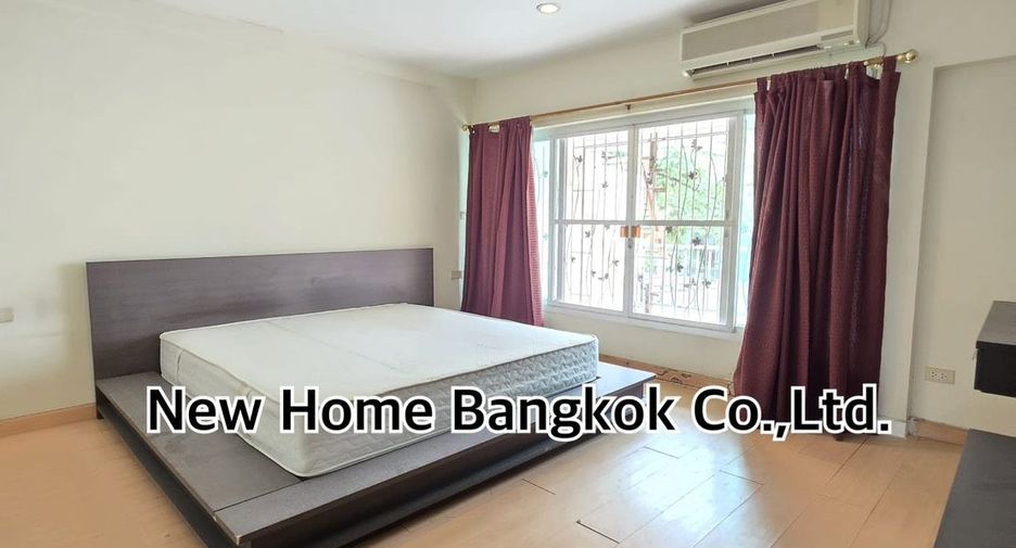 For rent and for sale 2 bedrooms townhouse in Watthana, Bangkok
