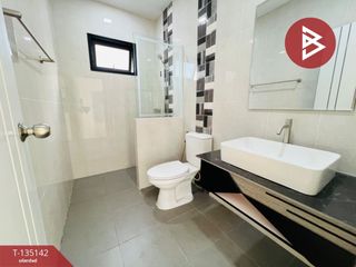 For sale 3 bedrooms house in Mueang Samut Songkhram, Samut Songkhram
