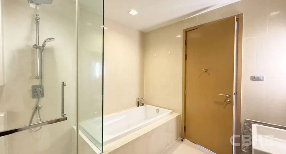 Condo en venta de 2 habitaciones en Khlong Toei, Bangkok