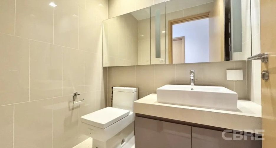 Condo en venta de 2 habitaciones en Khlong Toei, Bangkok