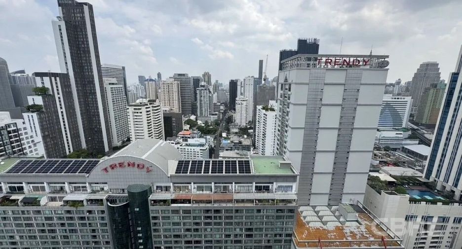 Condo en venta de 2 habitaciones en Khlong Toei, Bangkok