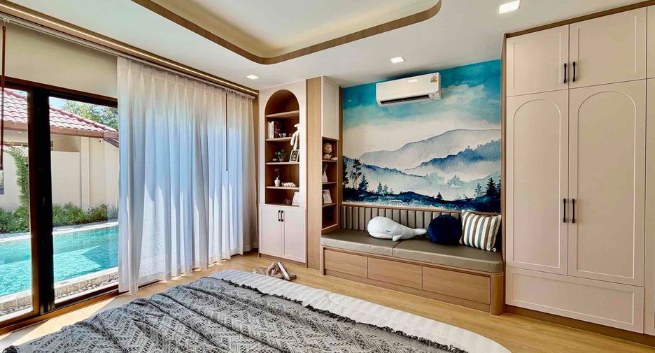 Villa en alquiler de 4 habitaciones en Bang Lamung, Chonburi