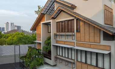 出租 和 出售 5 卧室 独立屋 在 Chatuchak, 曼谷
