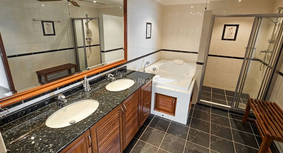 For sale 2 bedrooms condo in Bang Lamung, Chonburi