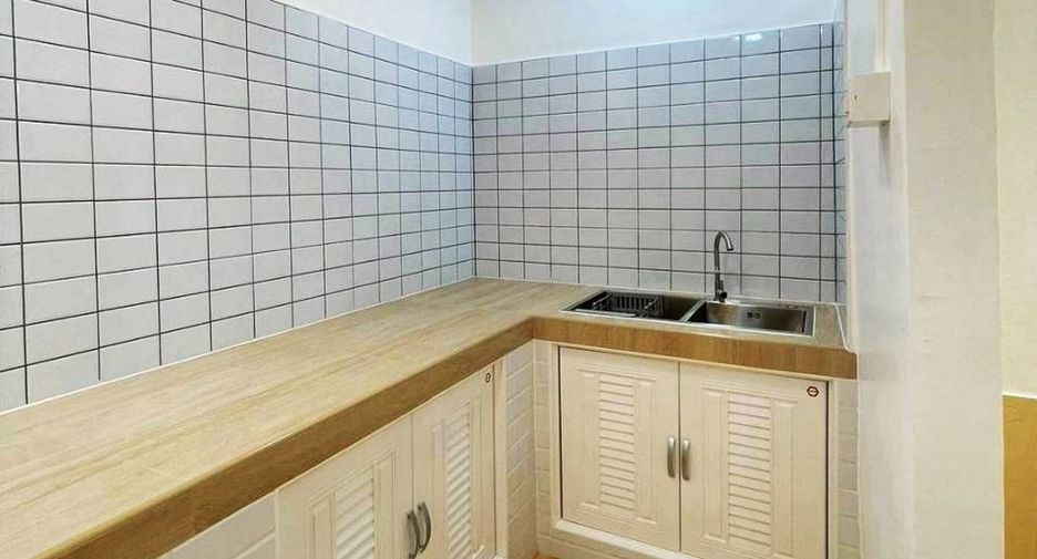 Casa adosada en venta de 2 habitaciones en Bang Bua Thong, Nonthaburi