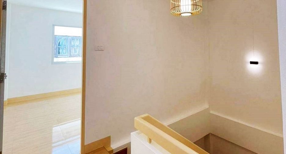 Casa adosada en venta de 2 habitaciones en Bang Bua Thong, Nonthaburi