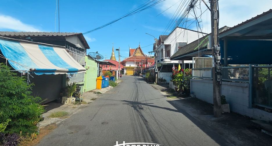 For sale 27 bedrooms retail Space in Lat Krabang, Bangkok