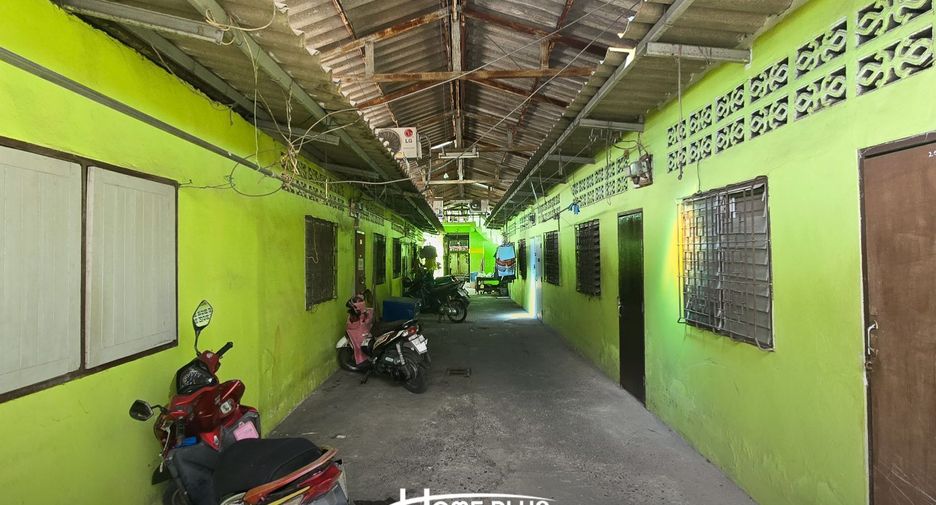 For sale 27 bedrooms retail Space in Lat Krabang, Bangkok