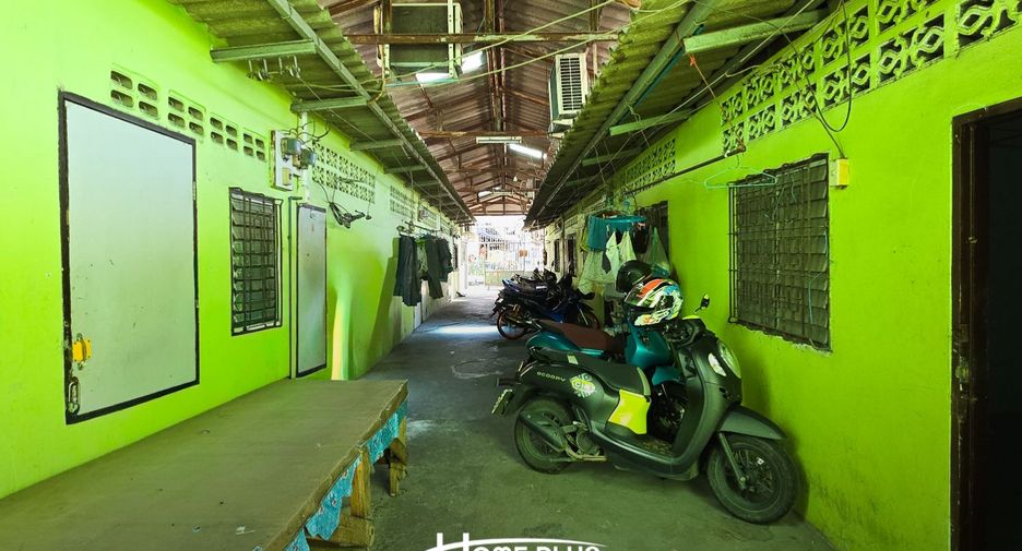 For sale 27 bedrooms retail Space in Lat Krabang, Bangkok