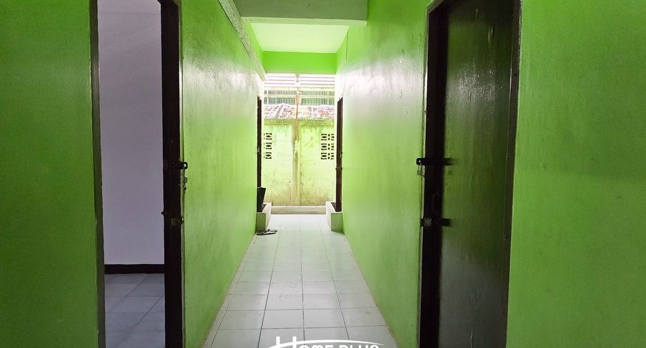 For sale 27 bedrooms retail Space in Lat Krabang, Bangkok
