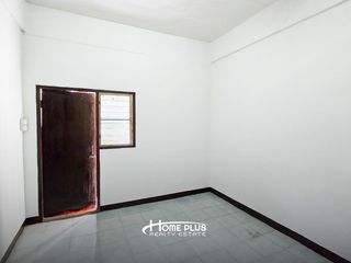 For sale 27 bedrooms retail Space in Lat Krabang, Bangkok