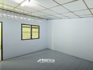 For sale 27 bedrooms retail Space in Lat Krabang, Bangkok