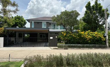 Casa en venta de 4 habitaciones en Lat Krabang, Bangkok