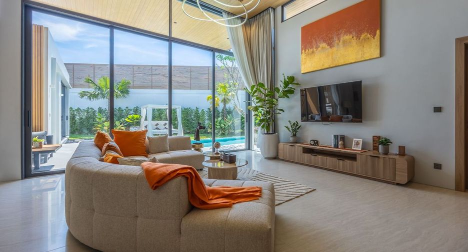 For sale 3 bedrooms villa in Mueang Phuket, Phuket