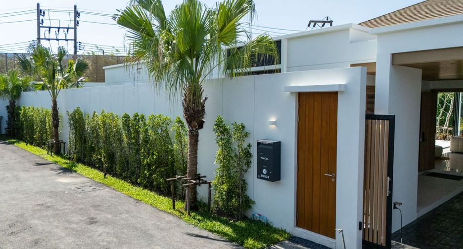 For sale 3 bedrooms villa in Mueang Phuket, Phuket
