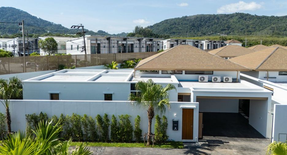 For sale 3 bedrooms villa in Mueang Phuket, Phuket