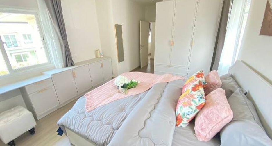 Casa en alquiler de 3 habitaciones en Mueang Phuket, Phuket