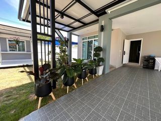 Haus zur Miete mit 3 Zimmer in Bang Lamung, Chonburi