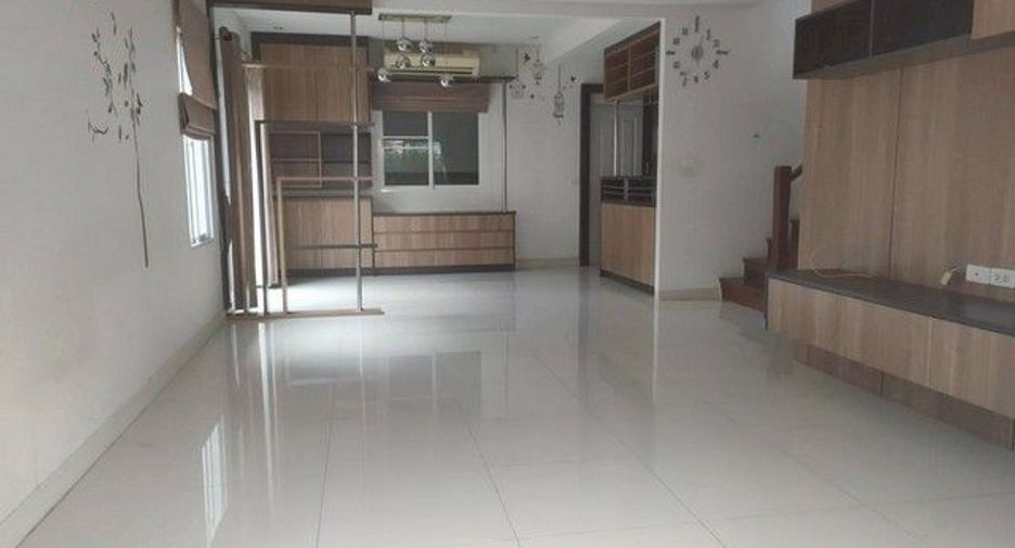 For sale 3 bedrooms house in Bang Kruai, Nonthaburi